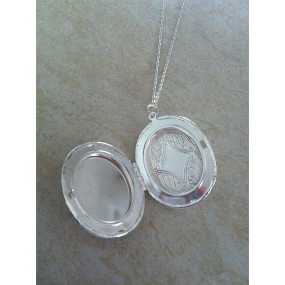 Butterfly Fairy Locket Black & Ant White Necklace - Picture 3 of 4